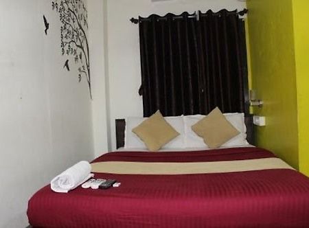 Hotel Saffron Inn Bombay Eksteriør billede